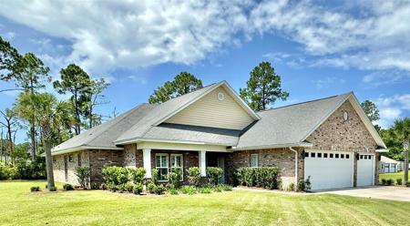 206 E Pinehurst Drive
