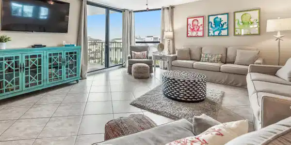 Image 2: Living Area