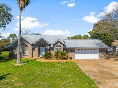 144 Oleander Circle