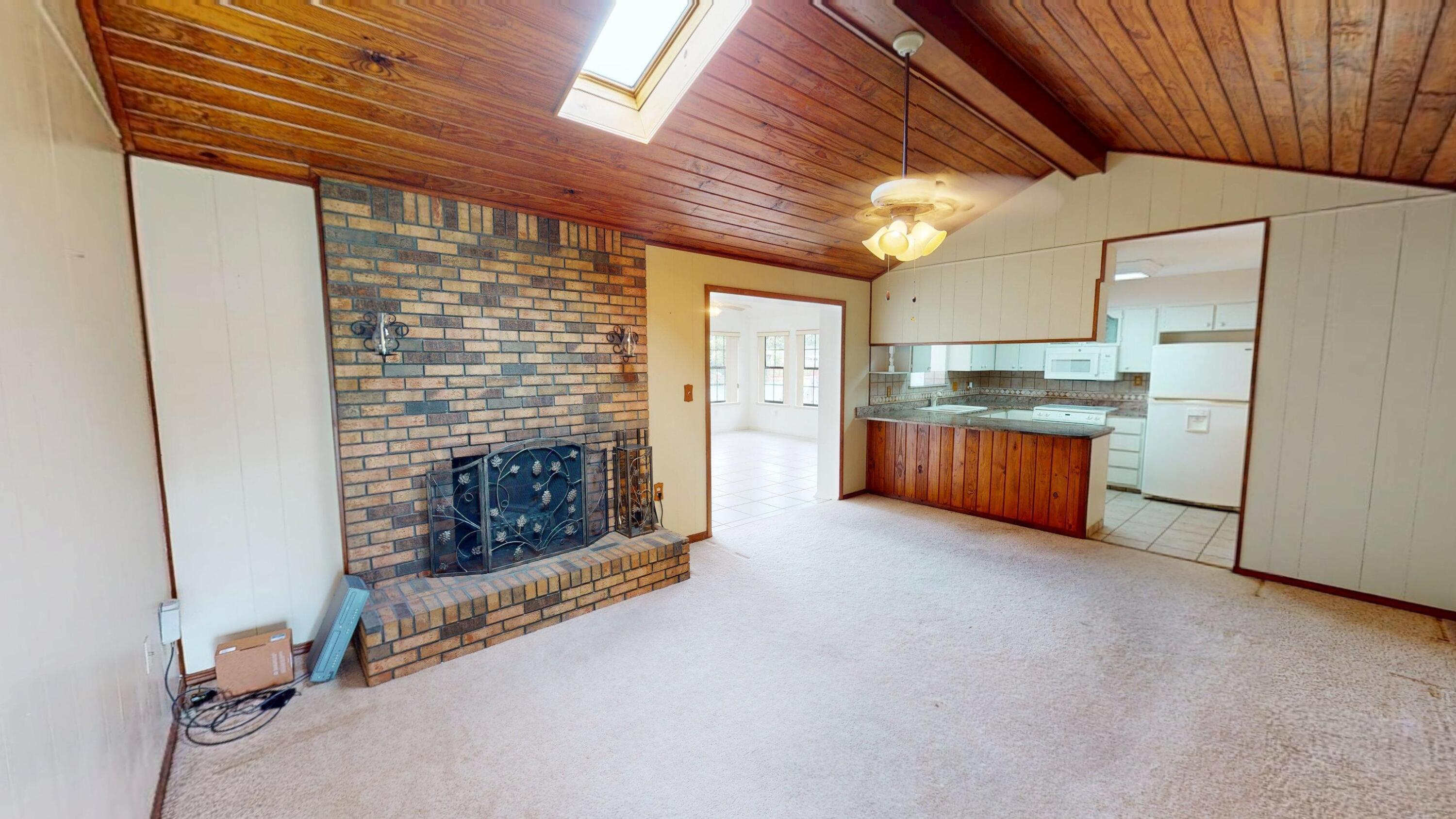 Image 3: 564-E-Timberlake-Ave-06032026_151611