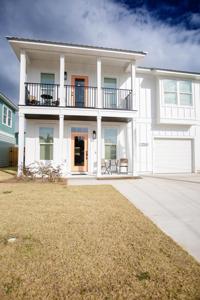 22520 Lakeview Drive