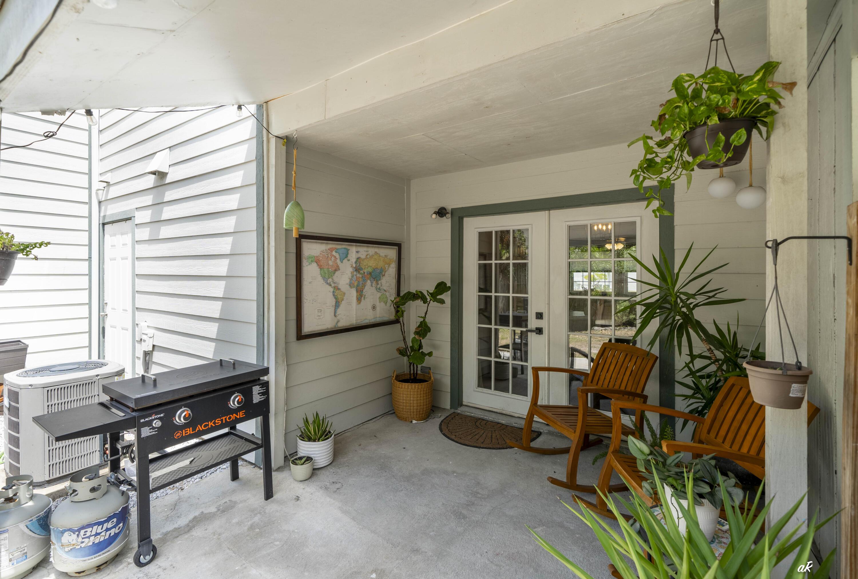 Image 1: Back Patio