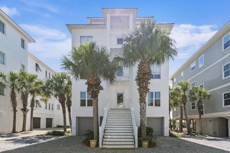 4206 E County Highway 30A