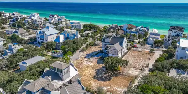 Lot 4 Seagrove Heights