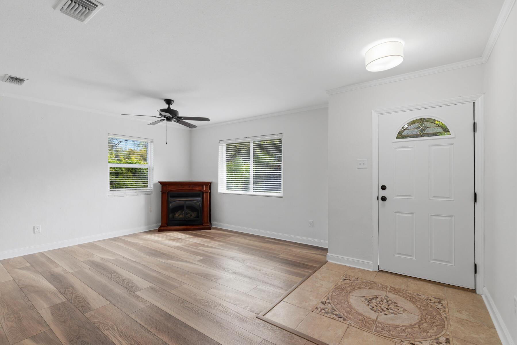 Image 3: 030-120 Alabama-MLS
