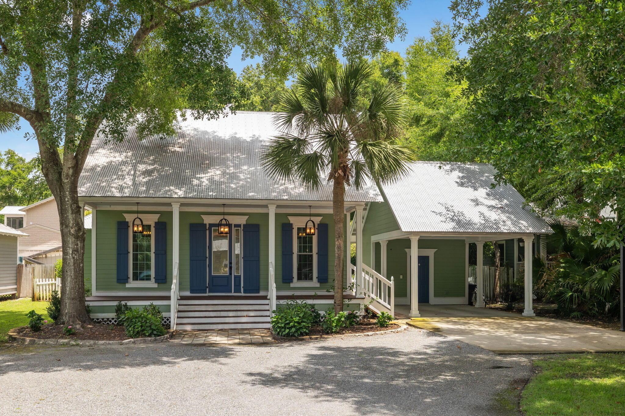 Image 2: 214 Chrysler Ave
