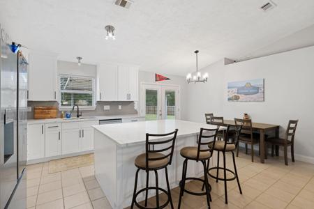 8816 Kiwi Place