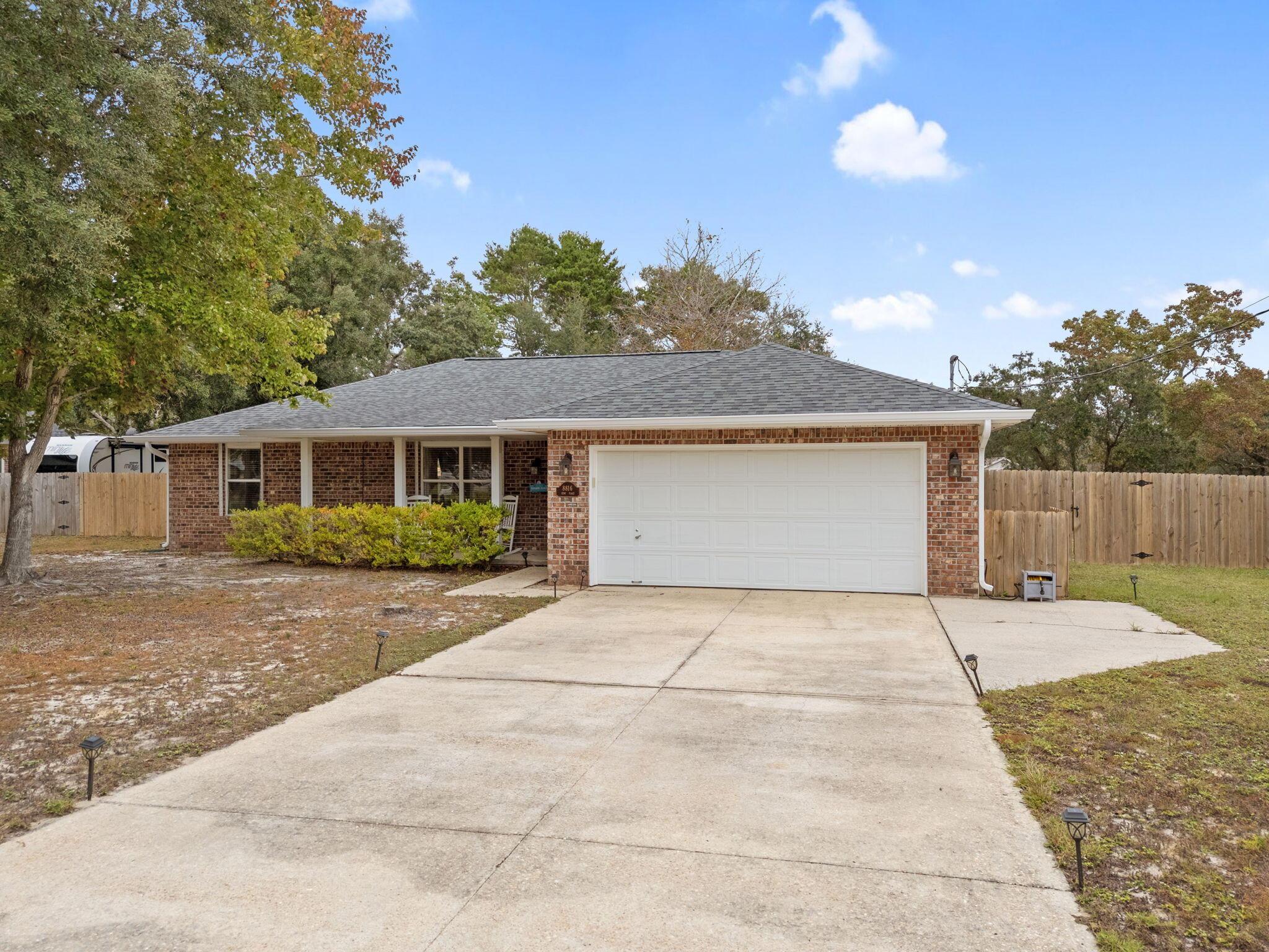 Image 2: 2-web-or-mls-8816-kiwi-pl