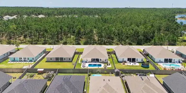 Image 4: Protected Woods across from this home