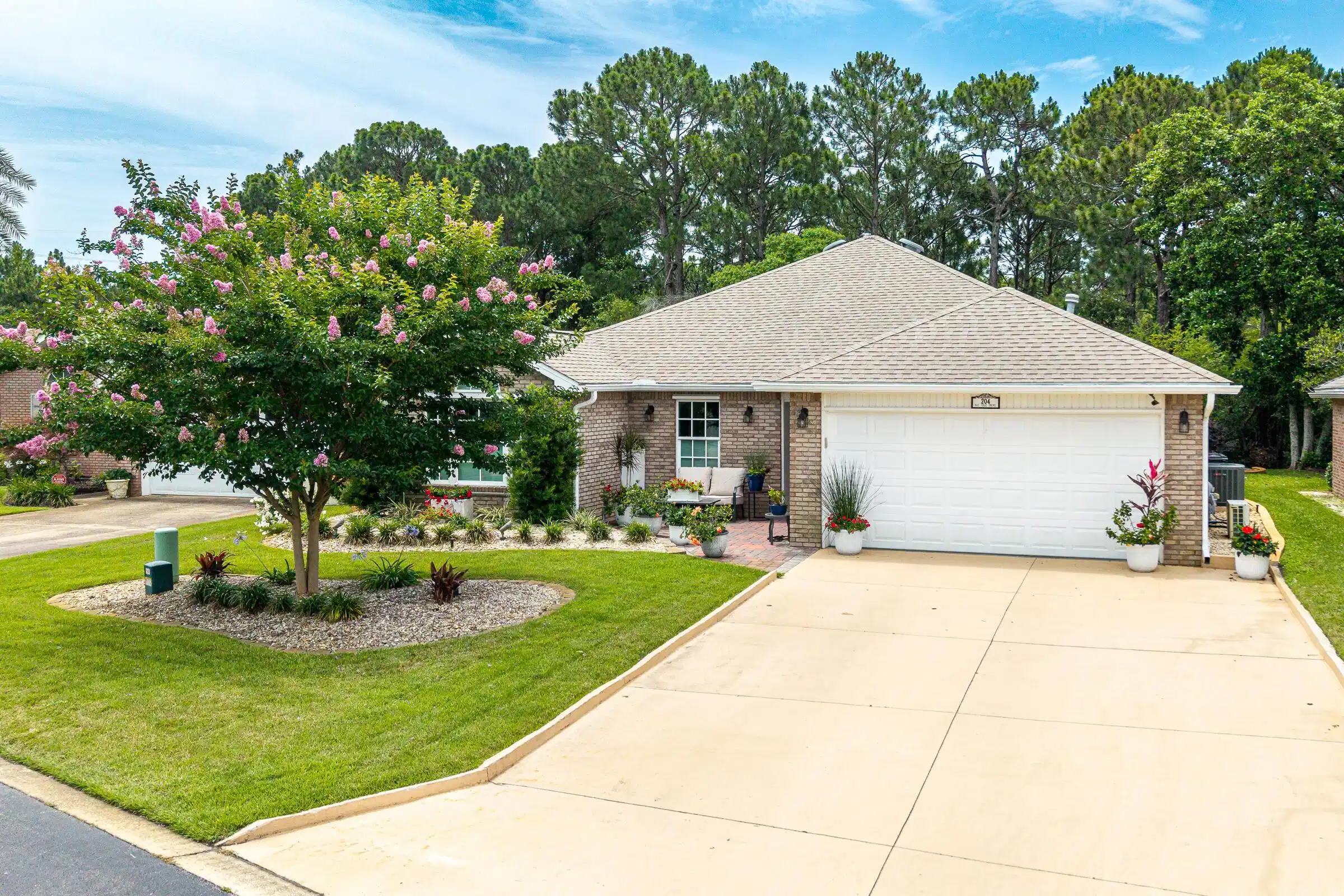 Image 1: 204 Bay Tree Drive