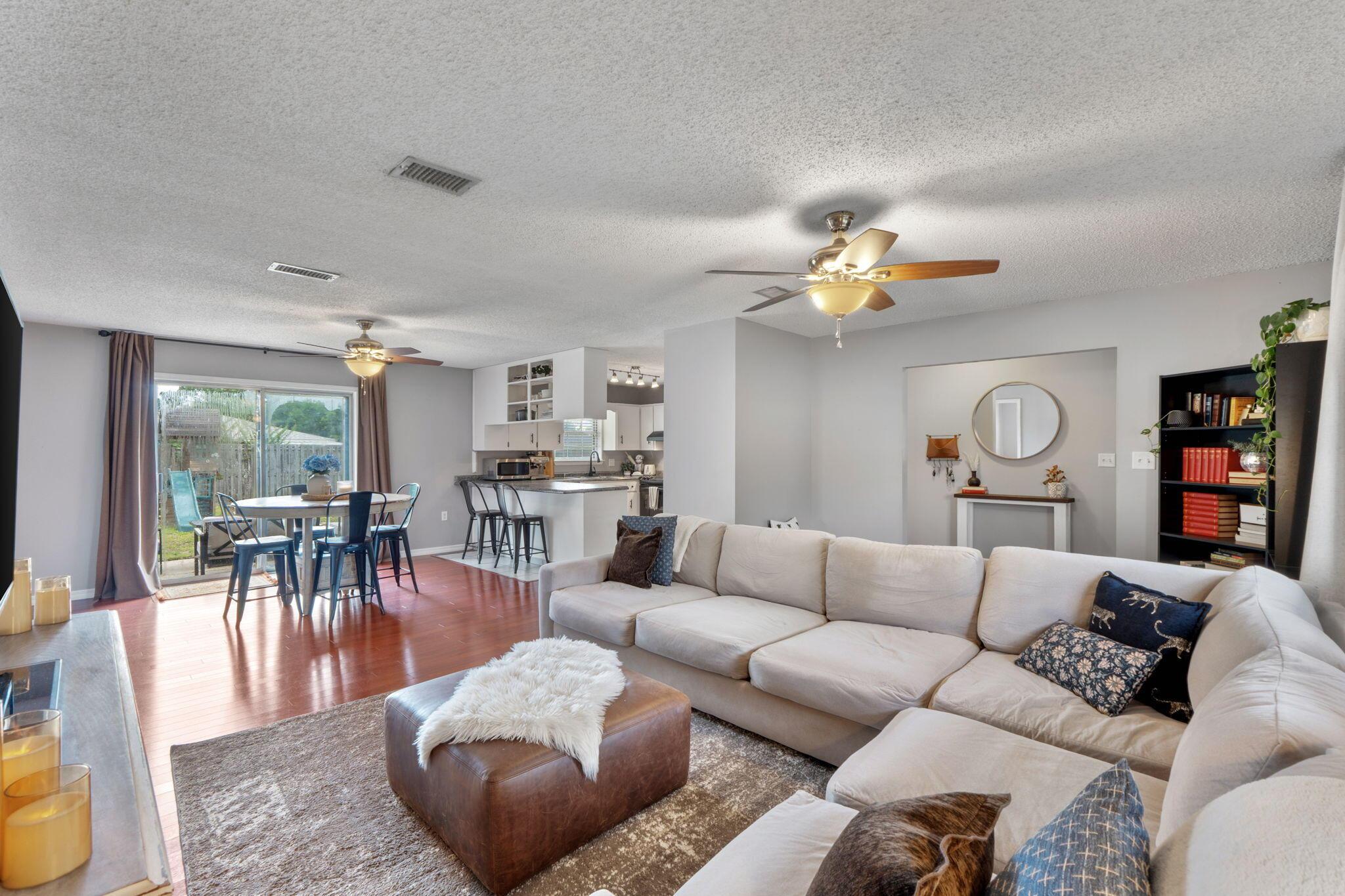Image 4: 13-web-or-mls-Final Interior-7