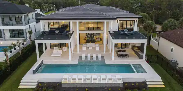 396 Walton Way