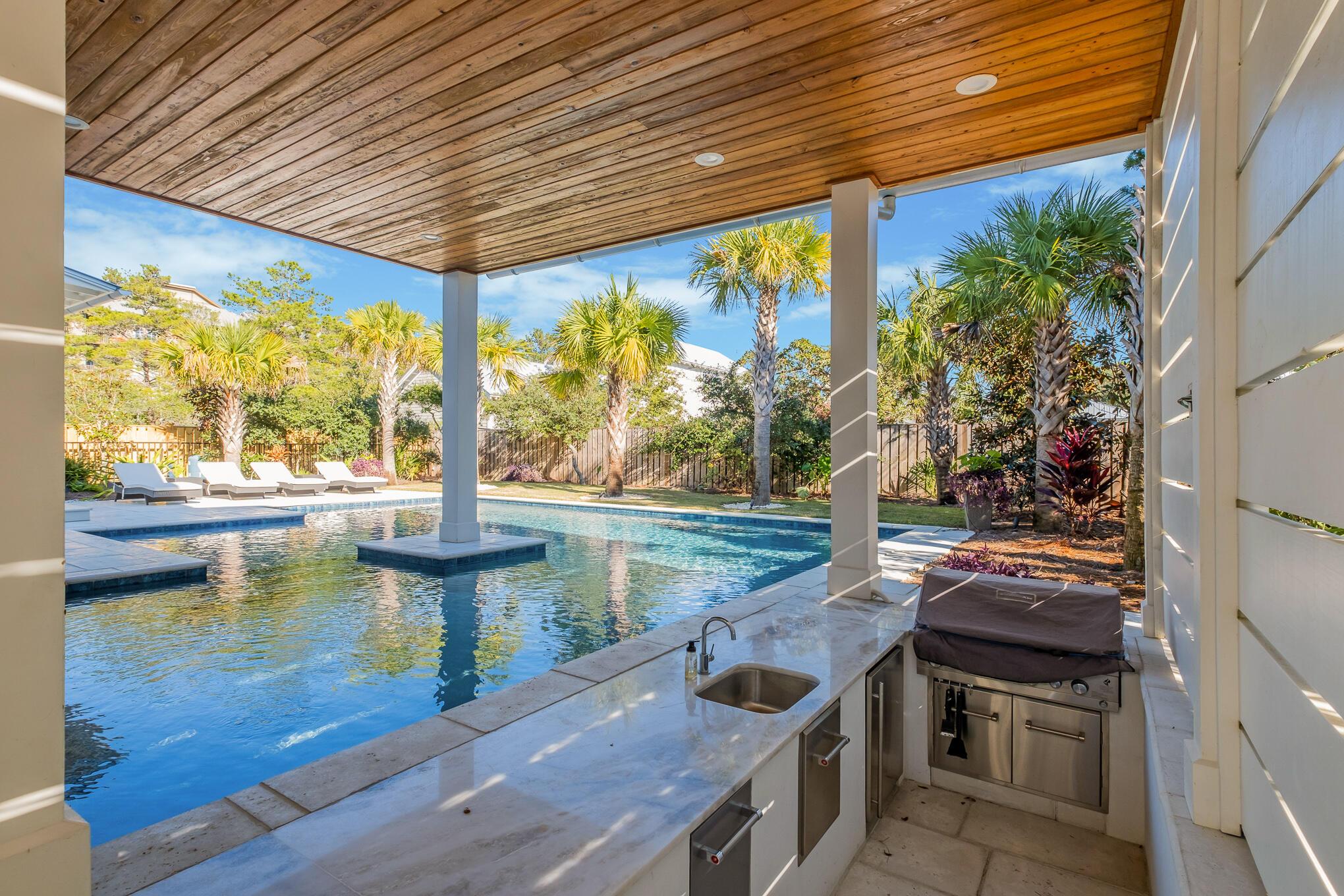 Image 3: dave-warren-real-estate-photography-62