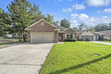 817 Spencer Place