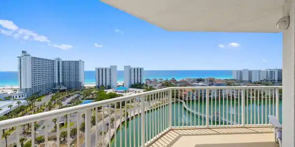 Image 4: Balcony View