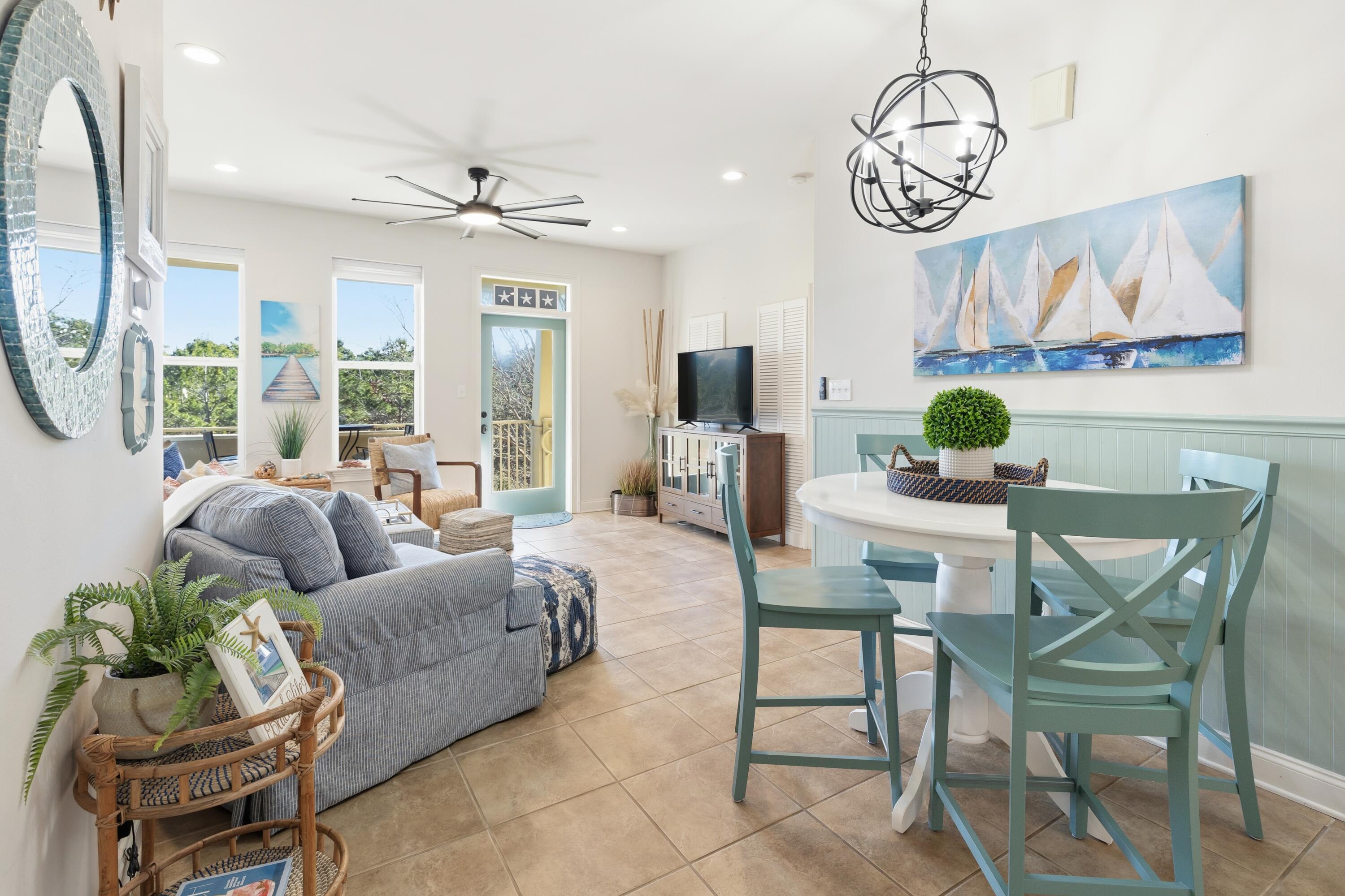 Image 3: Living Area