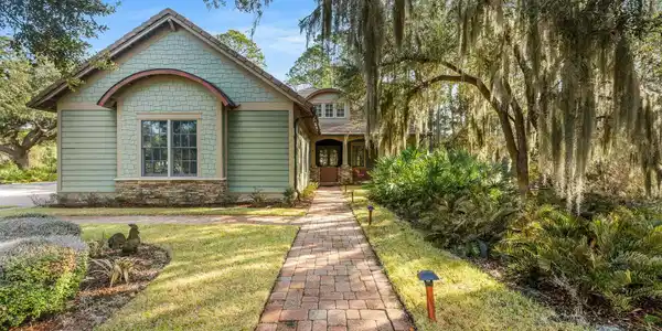 1206 Prospect Promenade