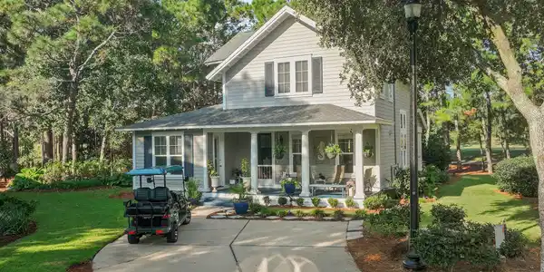 1375 W Ravens Run