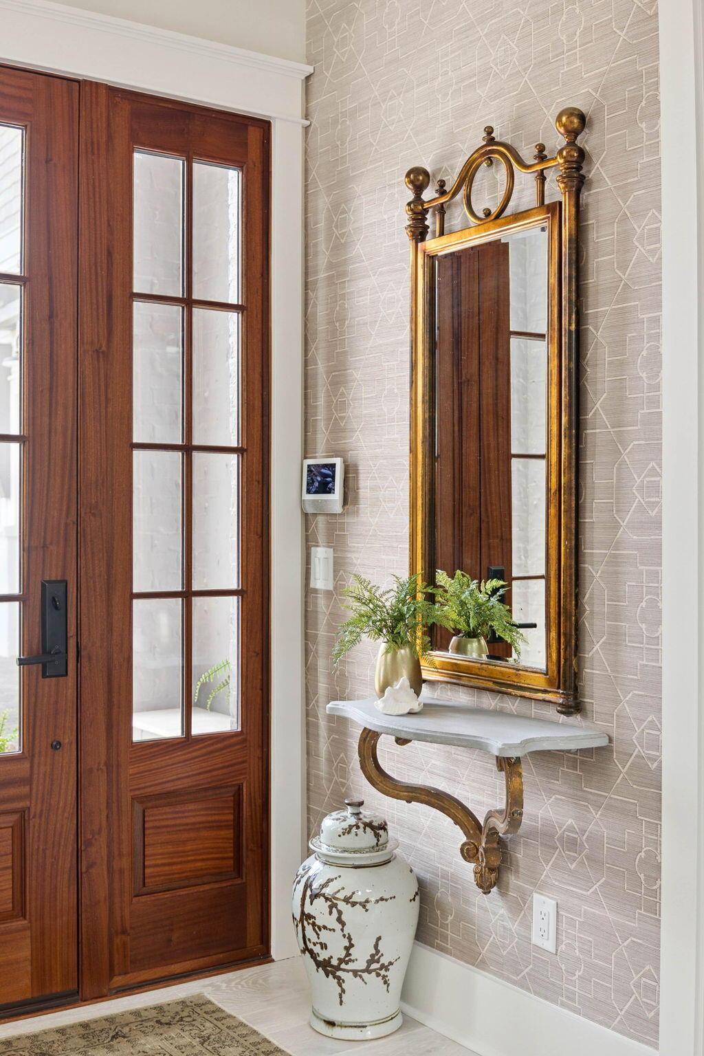 Image 4: Foyer 2