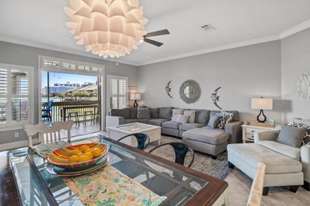 885 Seascape Drive