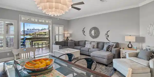 885 Seascape Drive