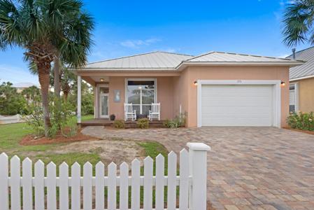 295 Maravilla Drive