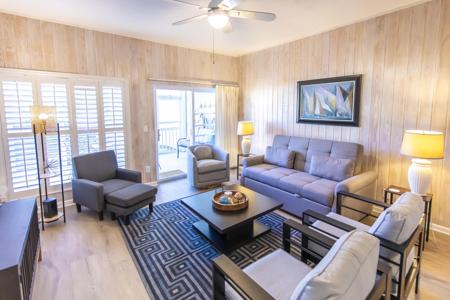 4984 W County Highway 30A