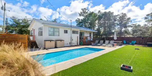279 Robert Ellis Street