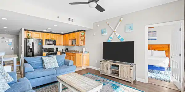 Image 4: 12-web-or-mls-Bay-55