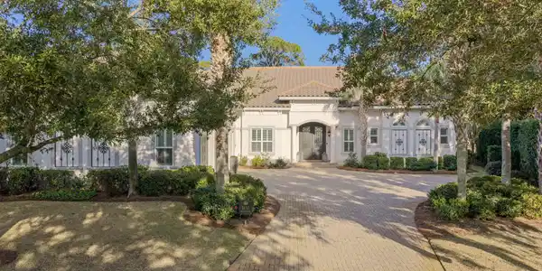 1492 E Island Green Lane Lane