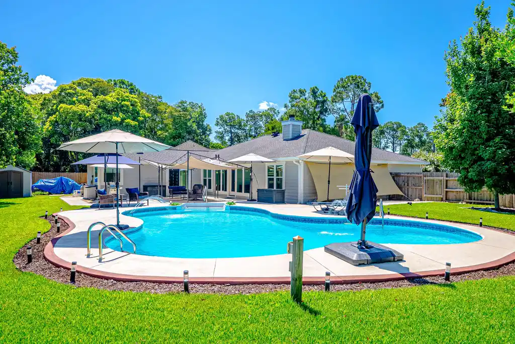 Image 1: 169 Grand Lagoon Shores Dr