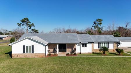 1001 Goose Bayou Road