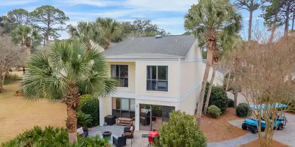 735 Sandpiper Place