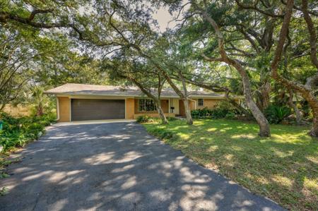 549 Pocahontas Drive