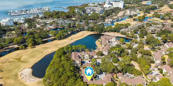 Image 3: 8528 Turnberry Court