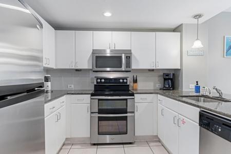 11807 Front Beach Road