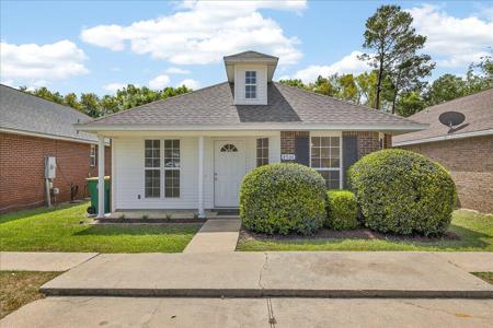 4566 Barrington Lane