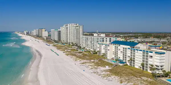 Image 3: Incredible Beachline