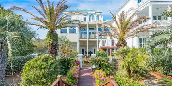 490 Beachfront Trail