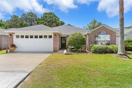 112 Bay Tree Drive