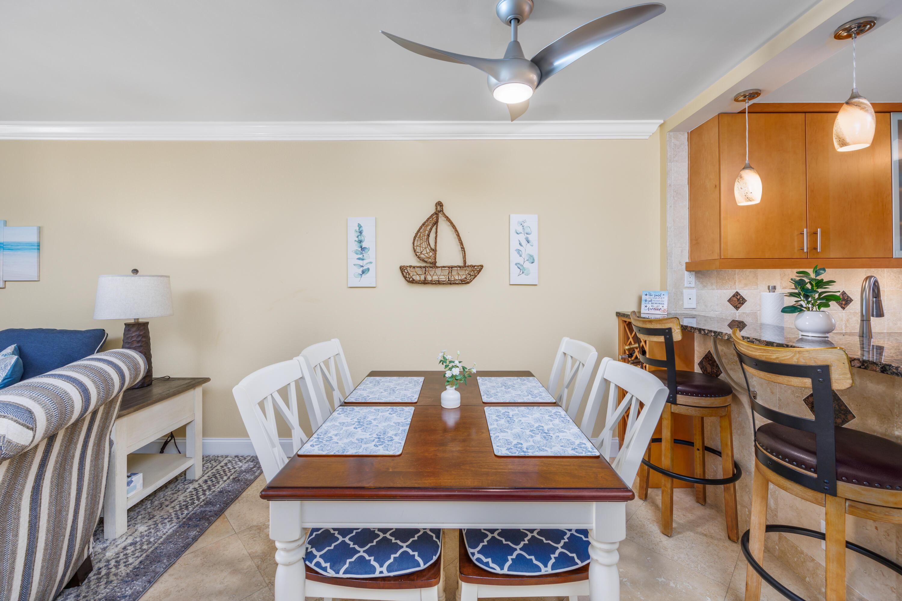 Image 3: 3857 Indian Trail Unit 314-3