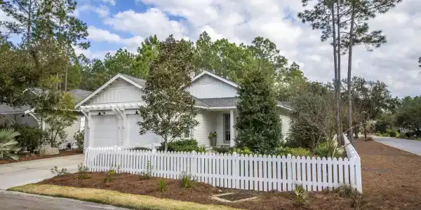 297 Artesian Way