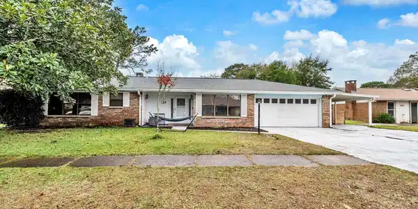 331 Dawn Lane