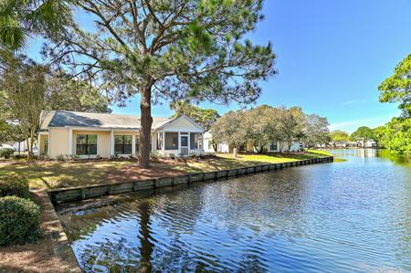 704 Sandpiper Drive