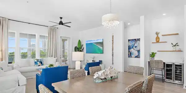 Image 3: Spacious Open & Living Area