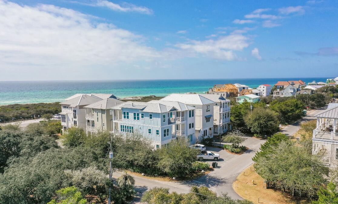 Image 3: Views 40ft