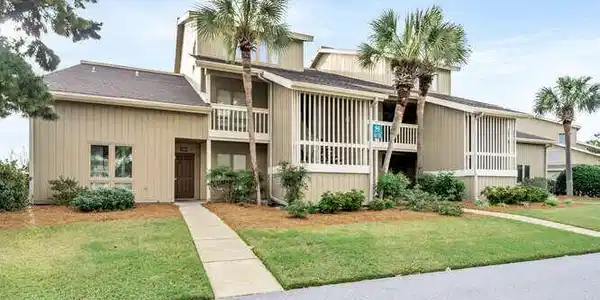 94 Stewart Lake Cove