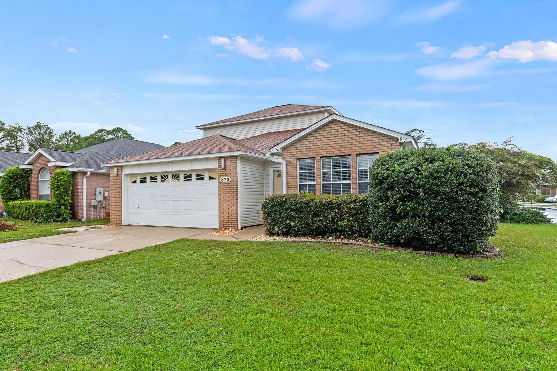 Image 1: 873 Van Dyke Dr