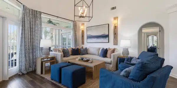 Image 2: Comfortable Living Space