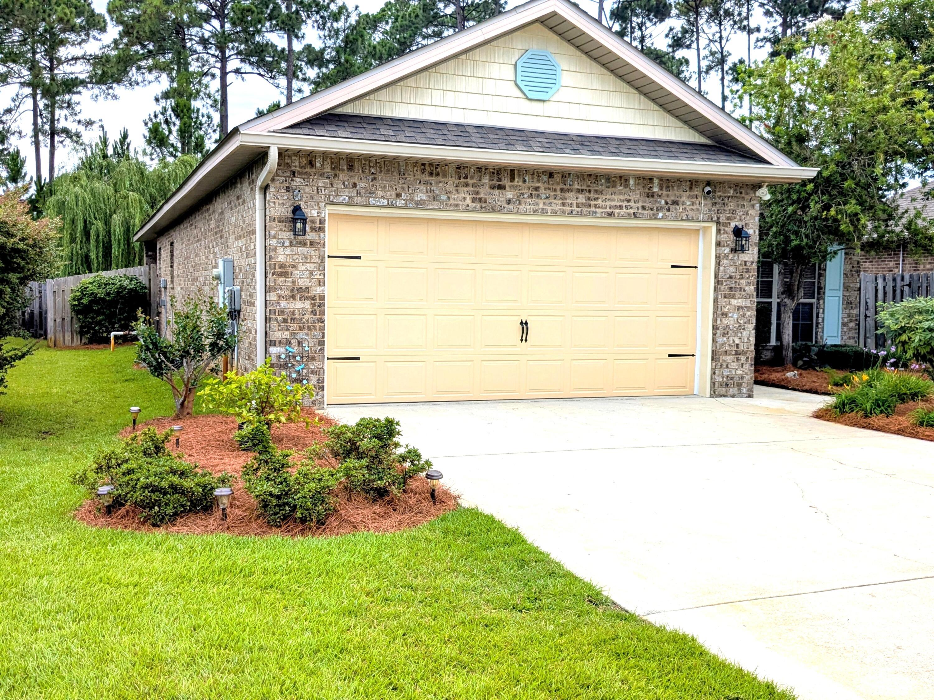Image 3: 3-Front home